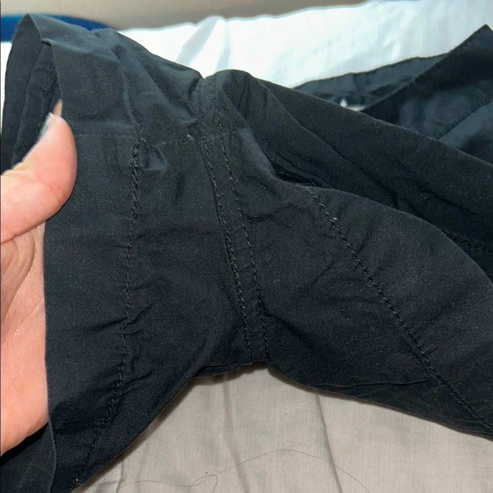 SO Black Cargo Shorts with Comfortable Fit - Picture 5 of 6